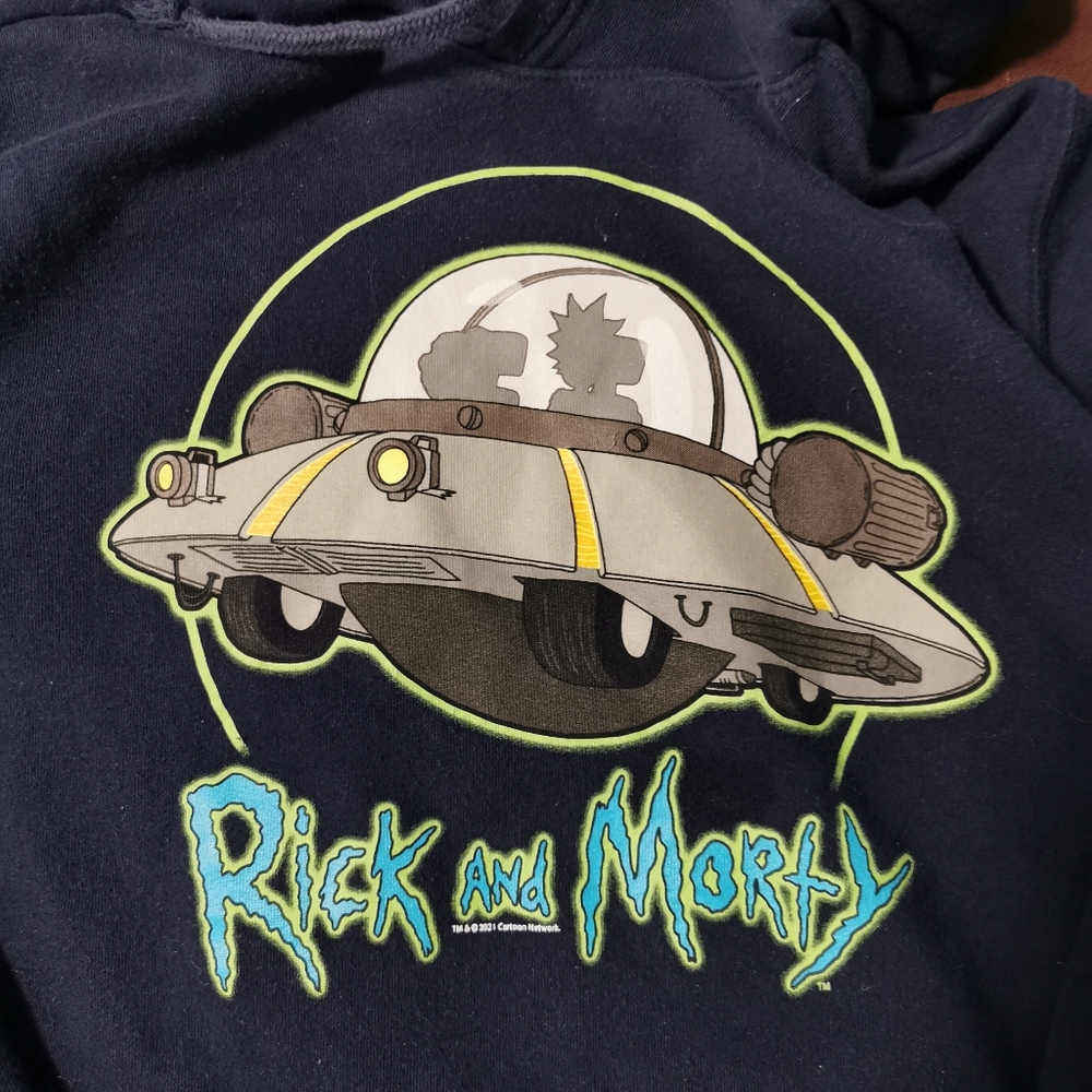 Bundle of 2 sweatshirts